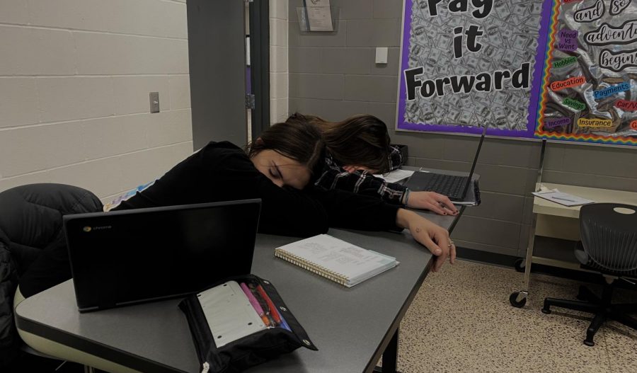 Seven Wright and Tessa Tauer taking advantage of sleeping in class!
