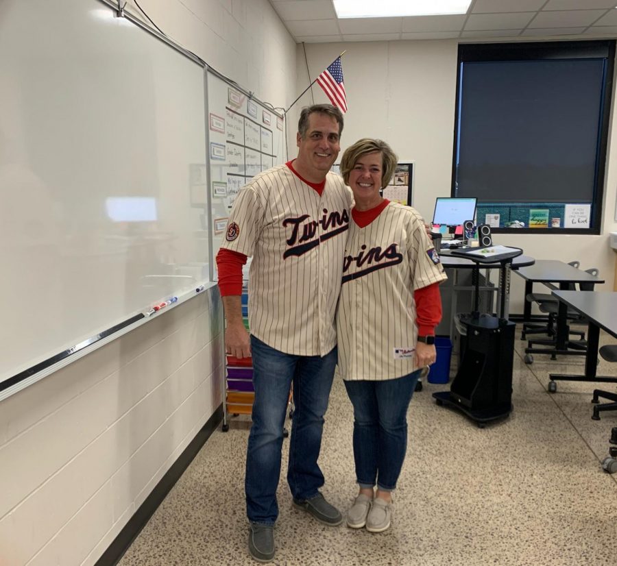 Teachers Mrs.Longtin and Mr.Janke repping the Twins on twin day. 