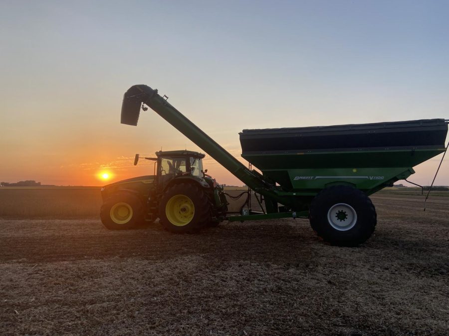 MacHolda farms are in full swing of soybean harvest near Morgan MN, as of September 20, 2022 they have four fields finished.