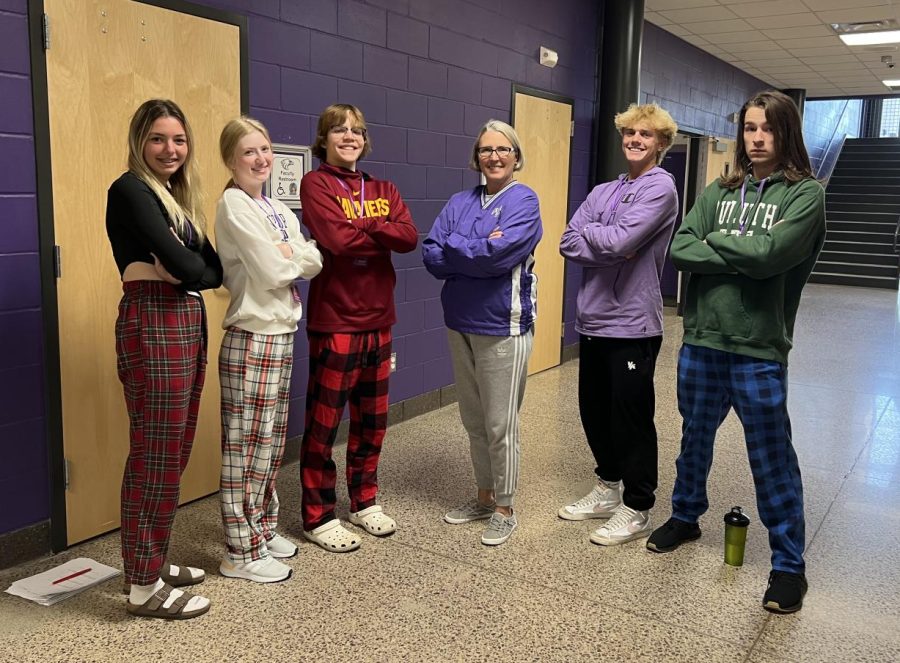 Lana Braun, Karson Schmid, Rylan ONeill, Mrs. Rogers, Leo Waloch, and Colin Marti (L-R) show up in cozy clothing for comfy day!