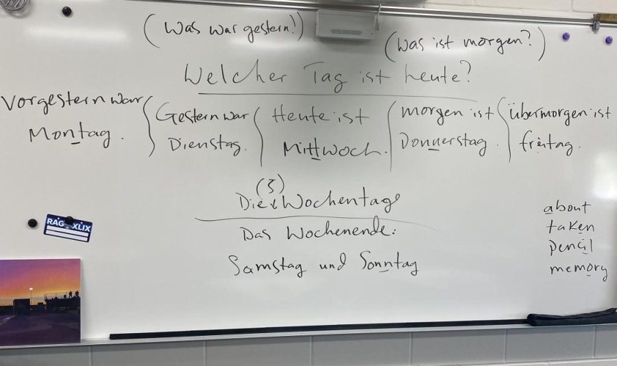 German 1 classes learn the days of the week.