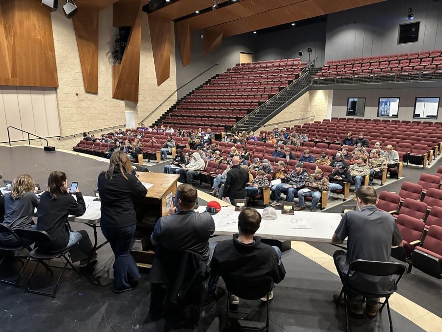 FFA member attend the November meeting held in the auditorium. Past, present and future information was covered. To follow the meeting, a meal of hot dogs, burgers and chips was provided after. Once the meal was over, those brave enough participated in dodgeball. 