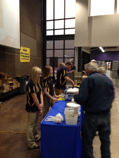 FFA folks servin' up the cakes!