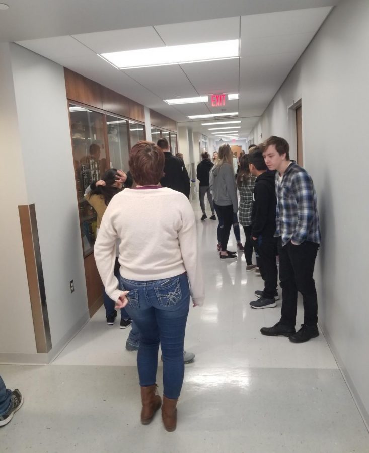 Students from Mrs. Olson’s Medical Terminology class and Mr. Nelson’s Anatomy class waiting patiently for their turn to see human cadavers. 