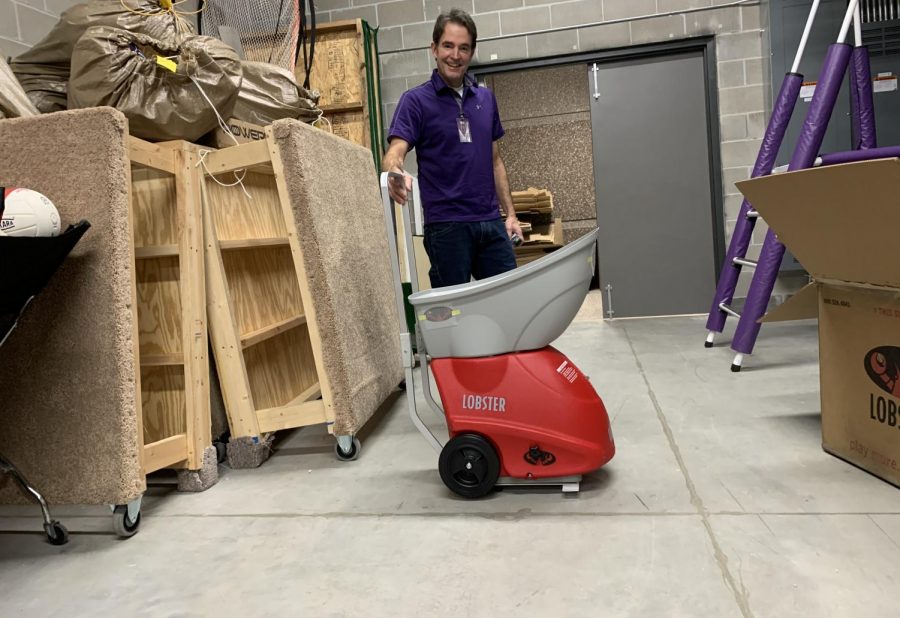 Tennis coach Mr. Engeldinger receives a lobster machine that can "throw the balls 70 mph"