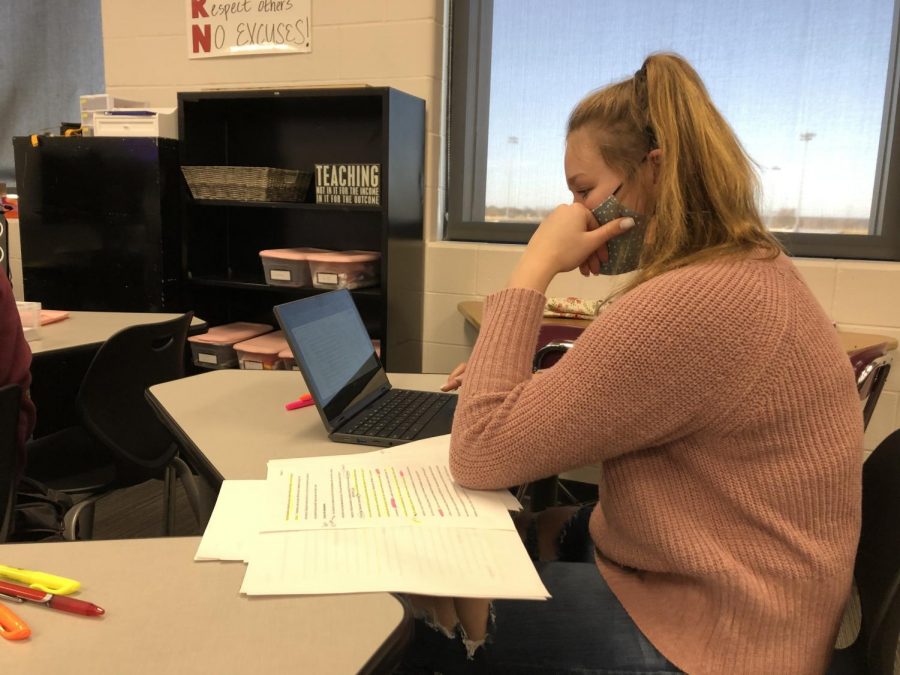 Junior Emma Brudelie working on her research paper for Research and Writing. Every student that took the class is required to write an 8-10 page paper on whatever topic they decided to choose. Many students chose something medical to write about since the topic then would be very plentiful in information. "I would definitely recommend this class to kids that want to improve their writing skills. I would also highly recommend staying on track with your homework because it is very easy to fall behind," said Emma Brudelie, who is writing about schizophrenia. 