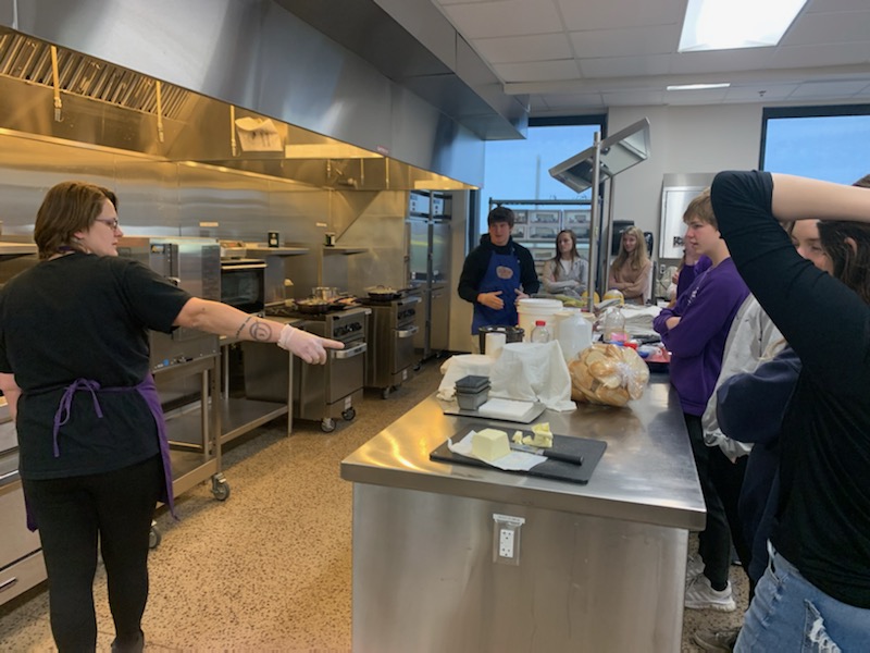 Abby Dubious teaches step by step how to make chicken cordon blue.