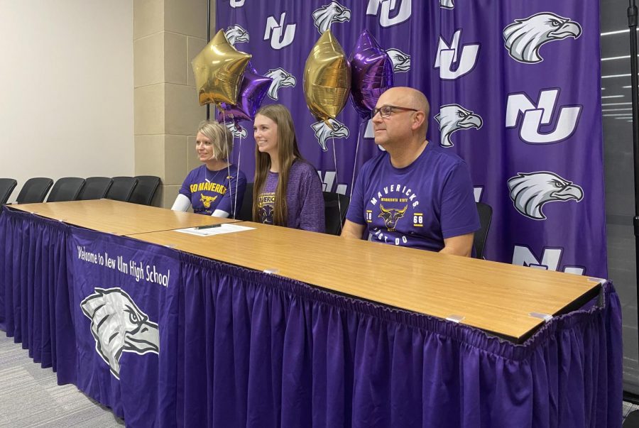 Makiah Otto signing her letter of intent to play tennis next fall at the University of Minnesota Mankato