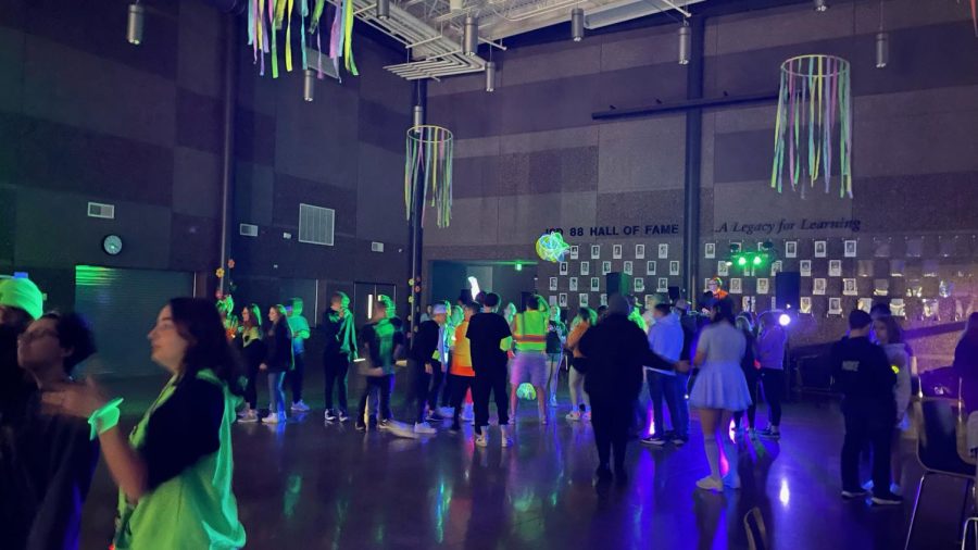 NUHS neon night