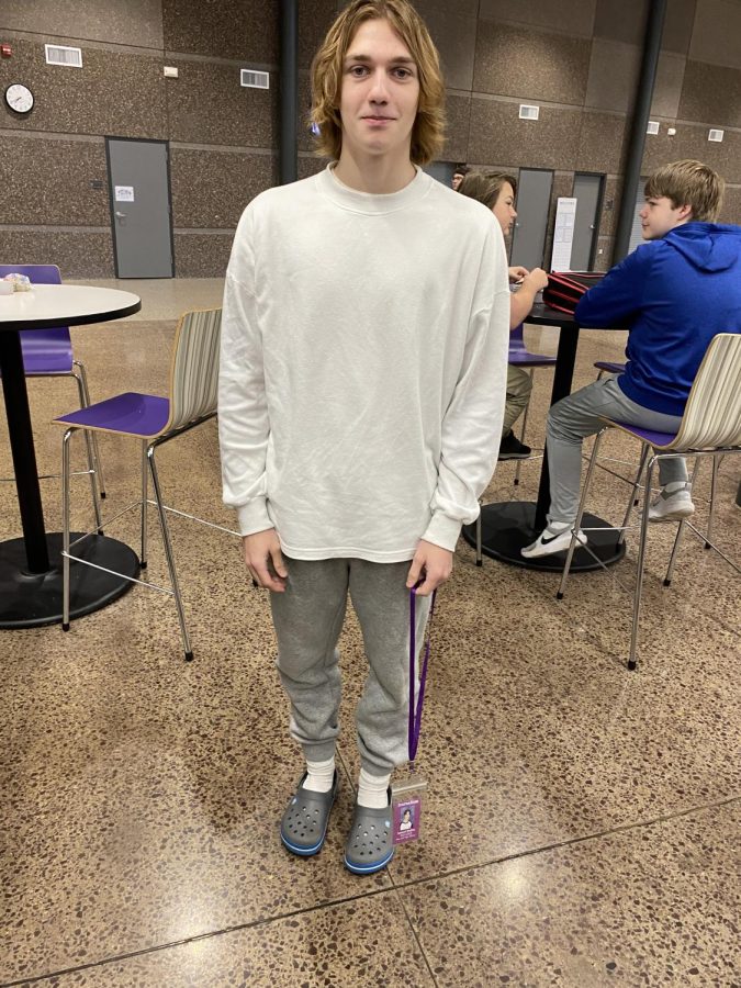 Senior Sam Moline is staying comfy for the first day of Homecoming week.