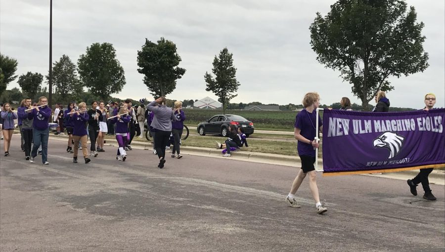 The New Ulm Eagles have there 2022 Homecoming Parade.