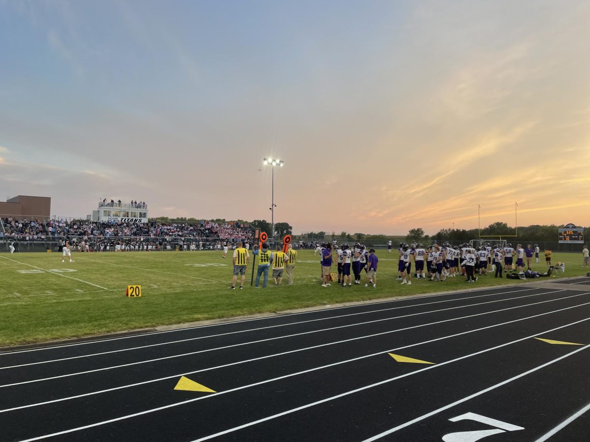 Eagles football fighting hard against TCU on Friday night lights.