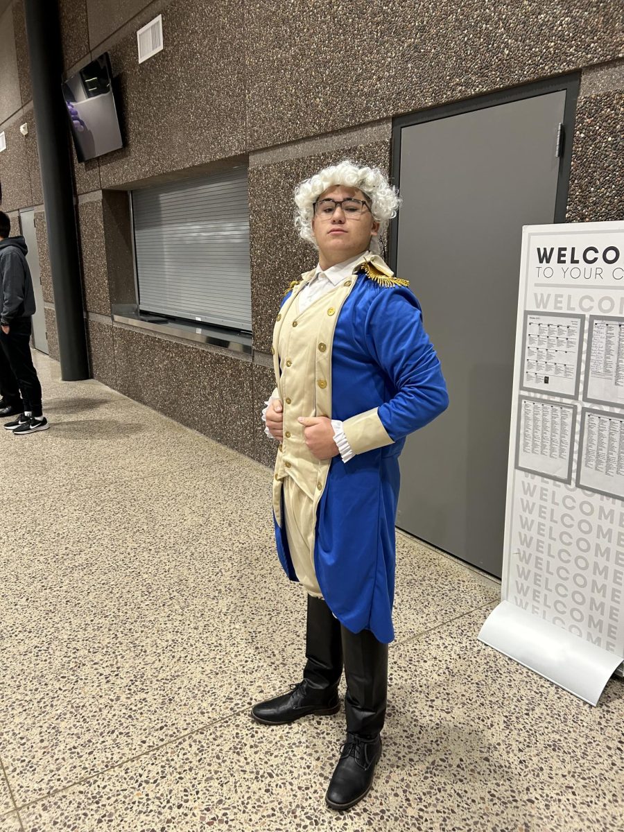 Senior Joey Kotten dresses us as George Washington for Halloween