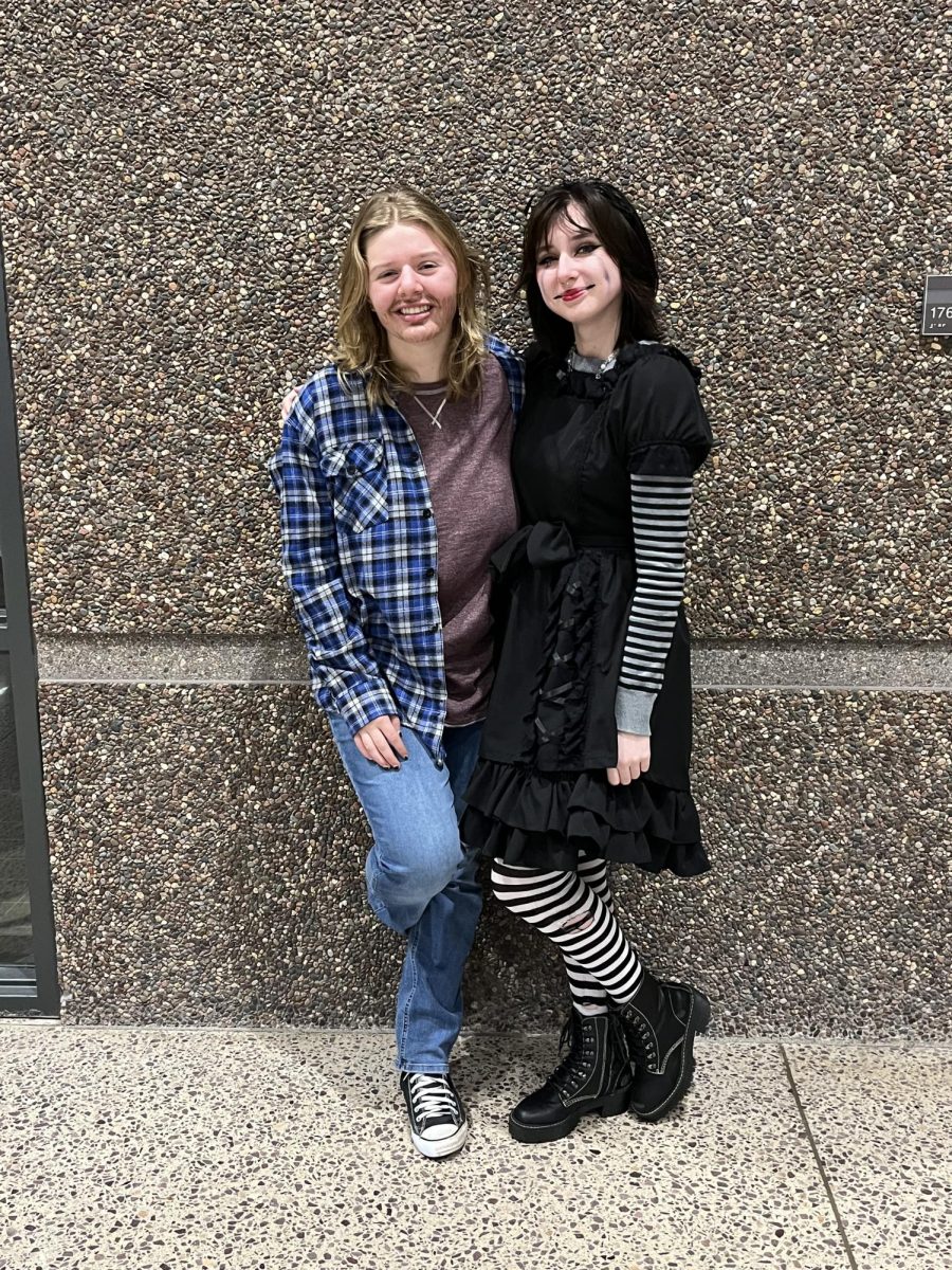 Seniors Sophia Furth (left) and Elsie Munson pose for a photo in their costumes! Furth is Kurt Cobain and Munson is The Puppet from Five Nights and Freddy's. 