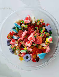 Spanish 4's Candy Salad