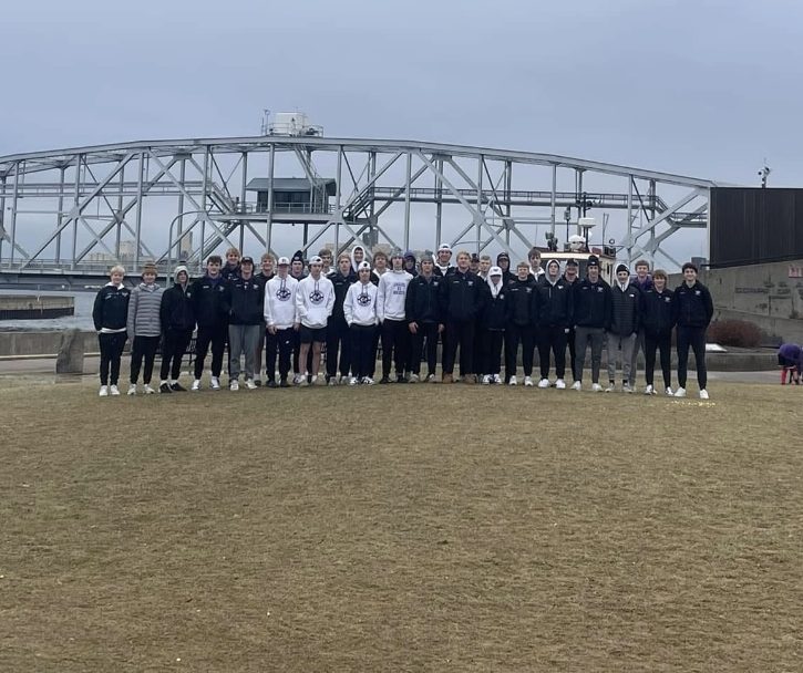 Boys hockey team at the Duluth Aerial Lift Bridge 