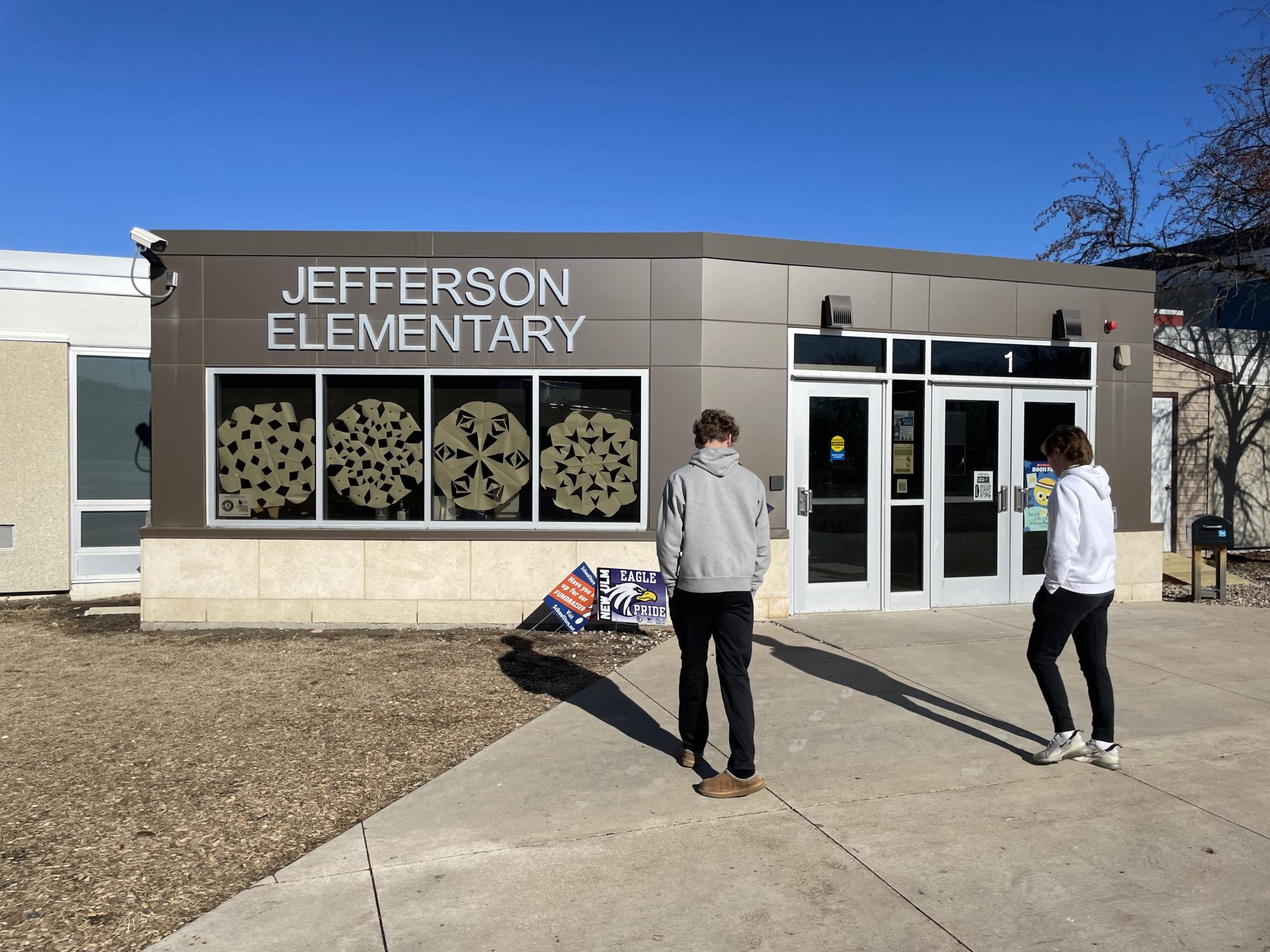 Gym apprentices Preston Holberg (left)
and Brecken Neuman getting ready to move and groove with their fourth grade students