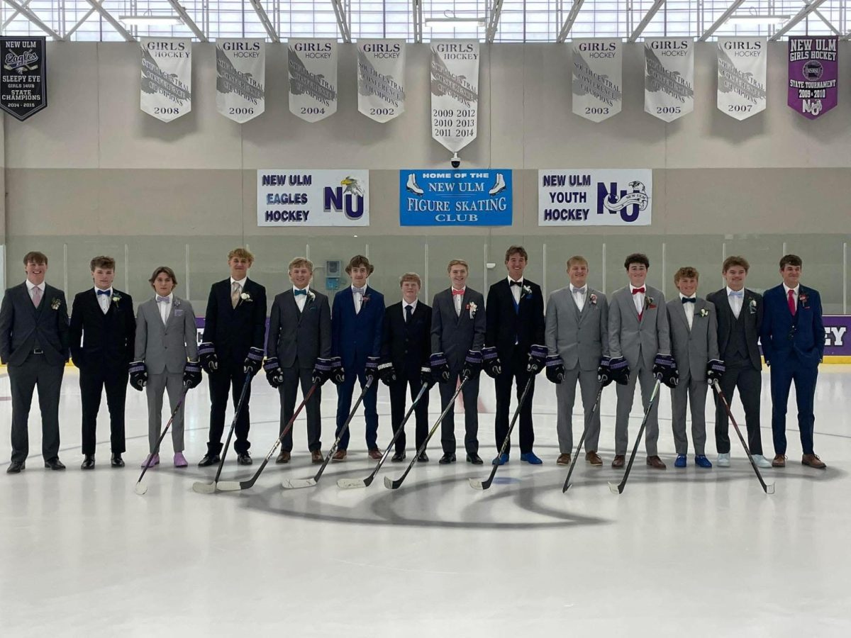 New Ulm boys hockey team suited up for Prom