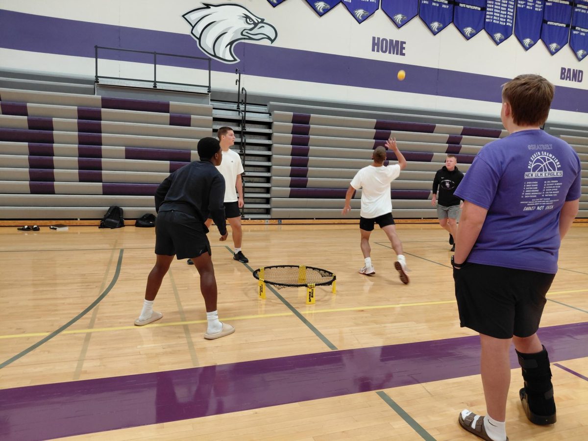 Early Morning of the first round of Spike Ball for Battle Of The Classes: 
Left side: Methodius Amoha & Isaiah Freise 
VS. 
Right side: Miles Castleman & Cole Voges
