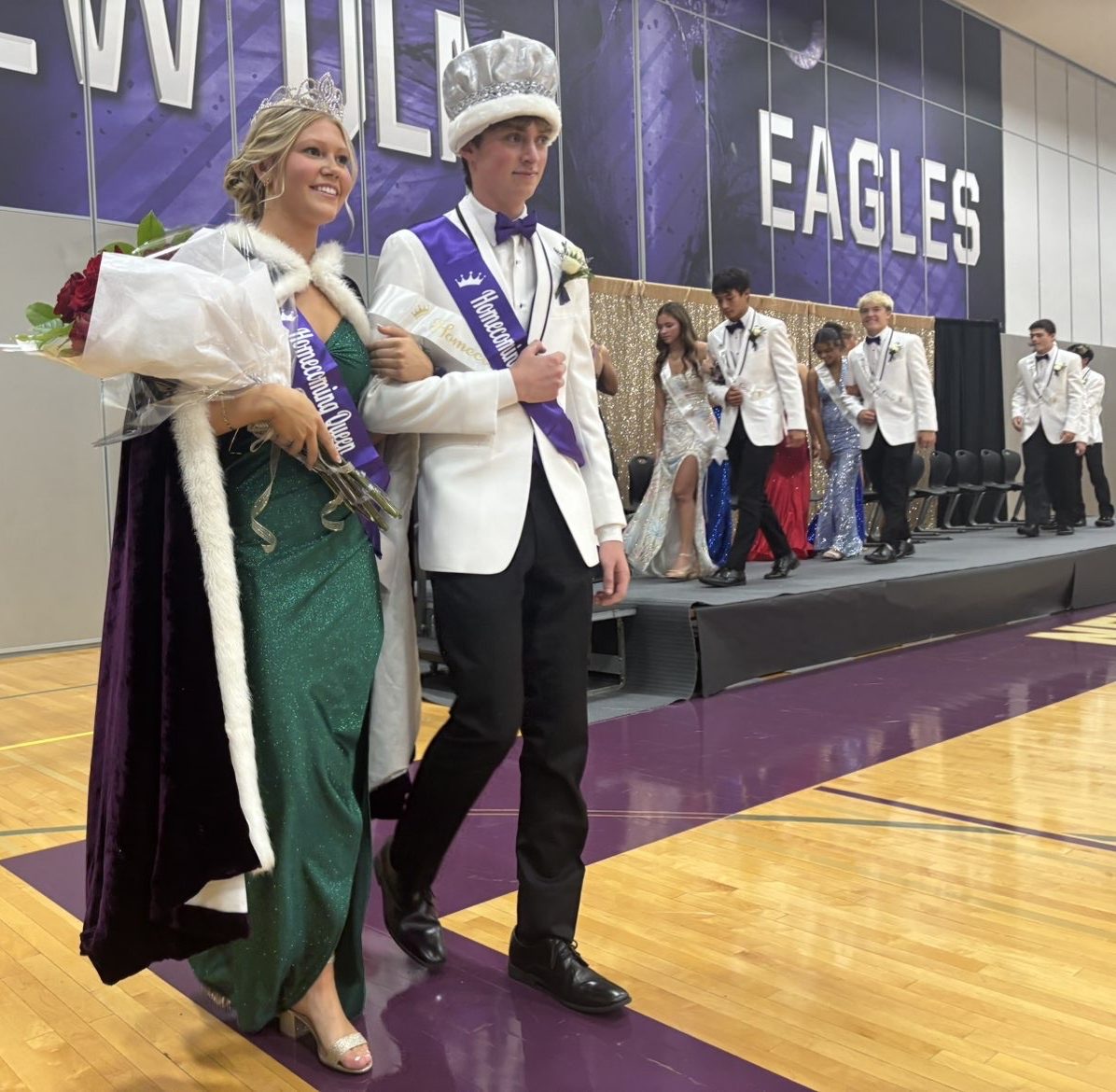 New homecoming king and queen seniors Lauren Schmiesing and Daniel Brownfield