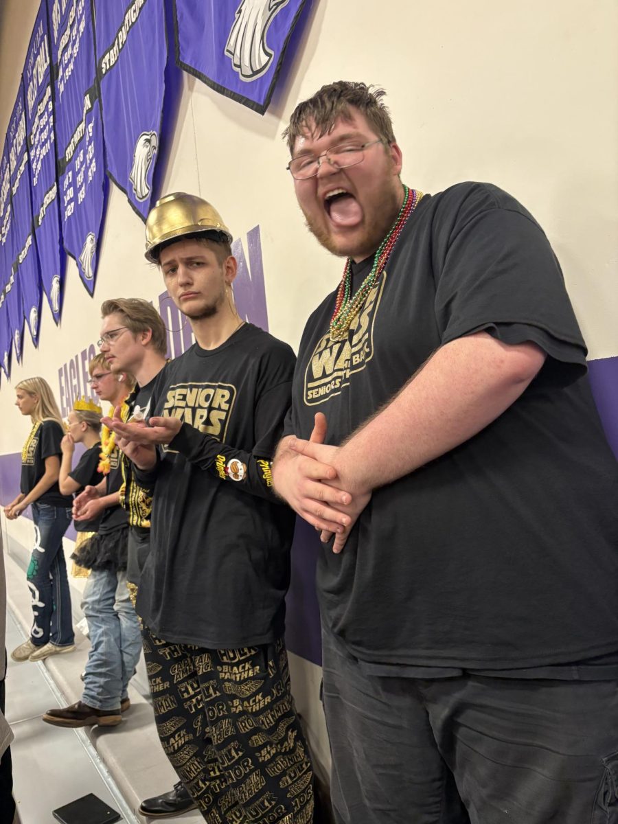 Everyone at the homecoming festivities are hyped and showing their senior pride!