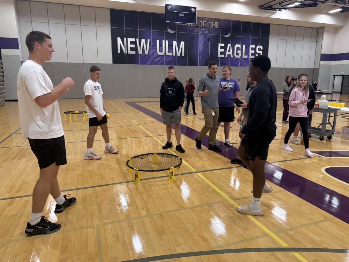 Methodius Amoha and Isaiah Freise vs. Miles Castleman and Cole Voges
