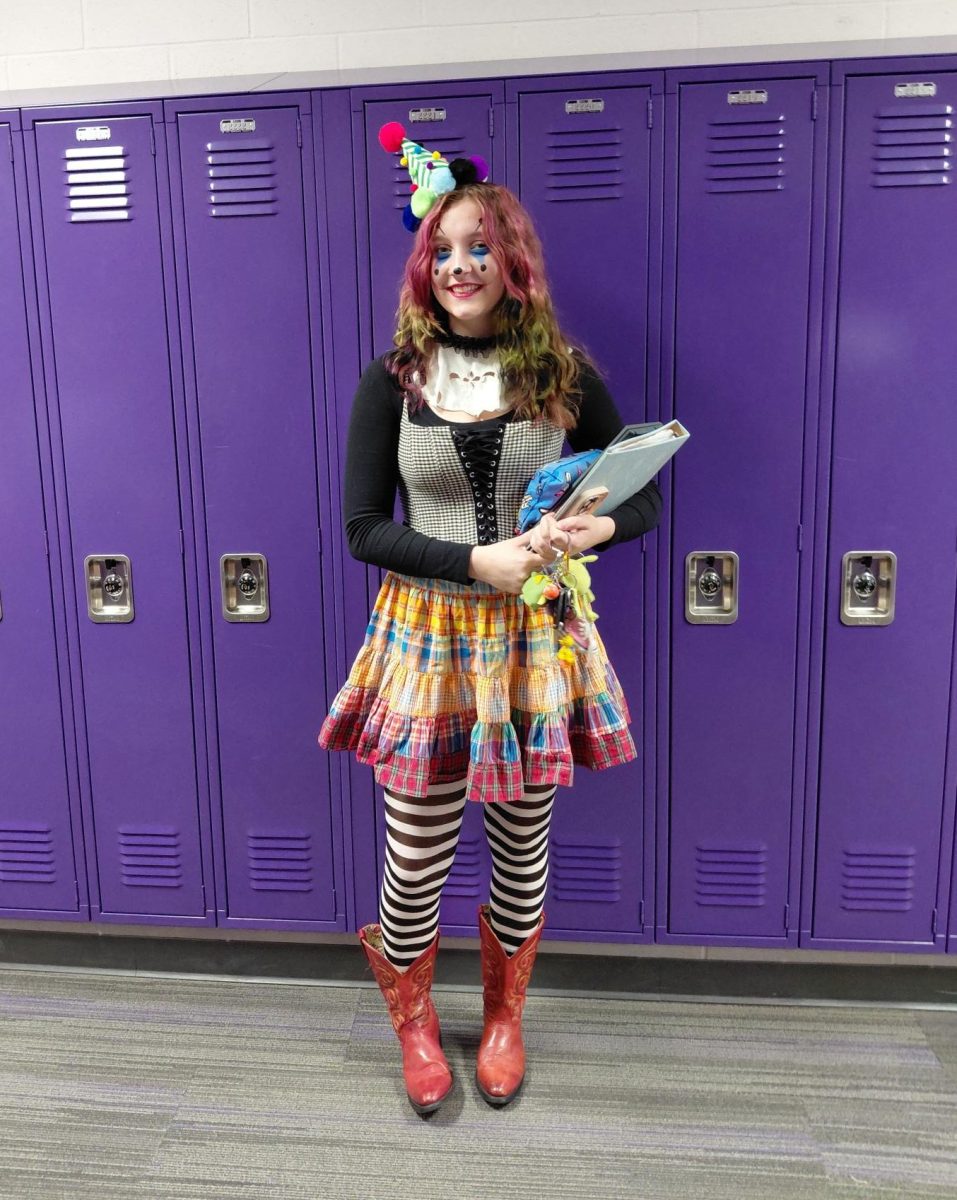 Senior Brighton Muklebust dressed as a clown.