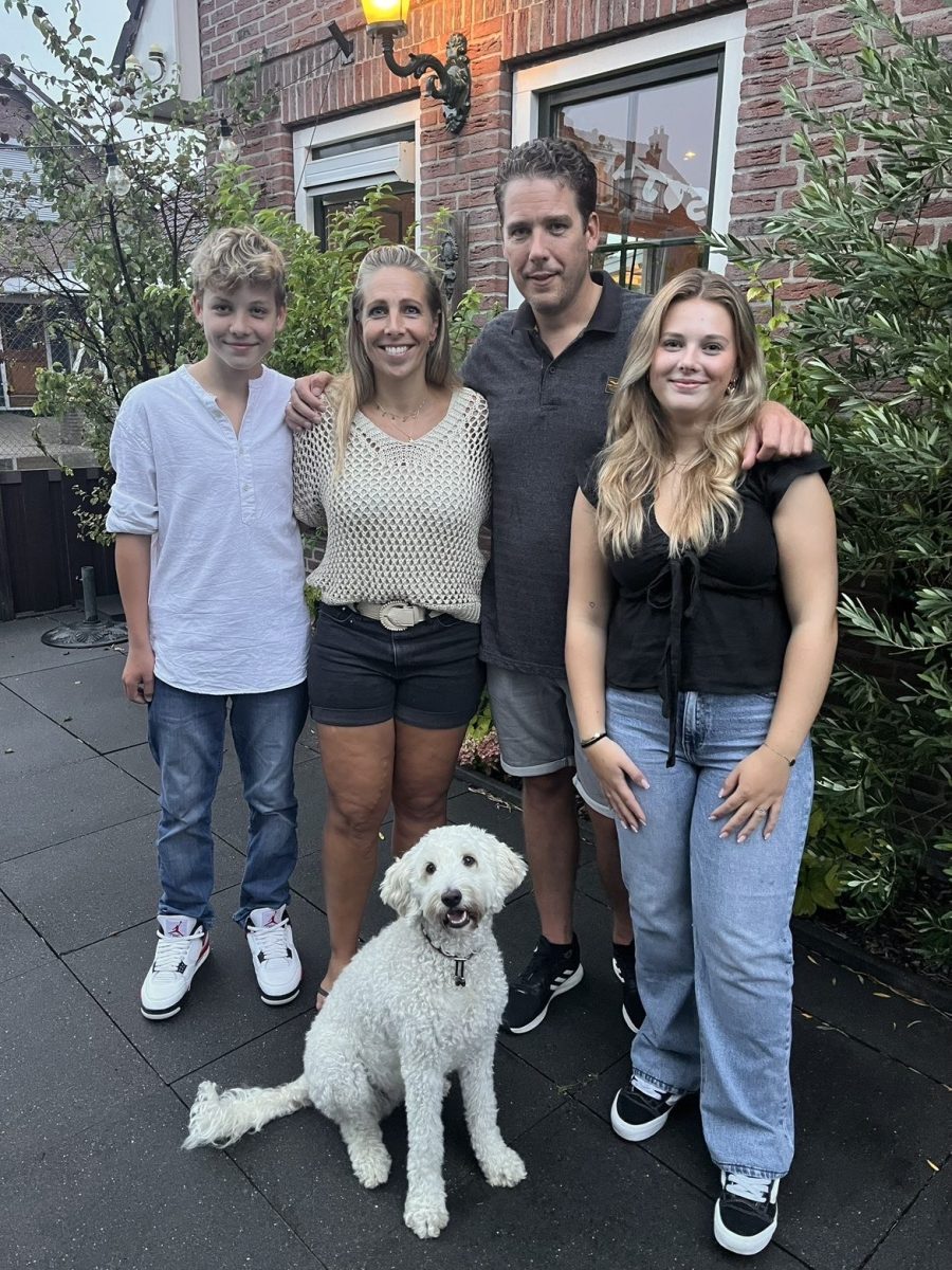 Caithlynn (far right) and her family.