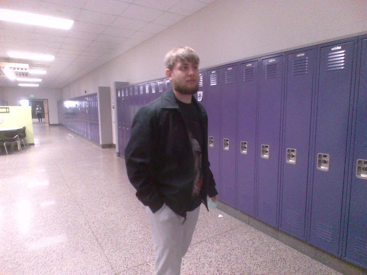 Teric Anderson on his way back to class 