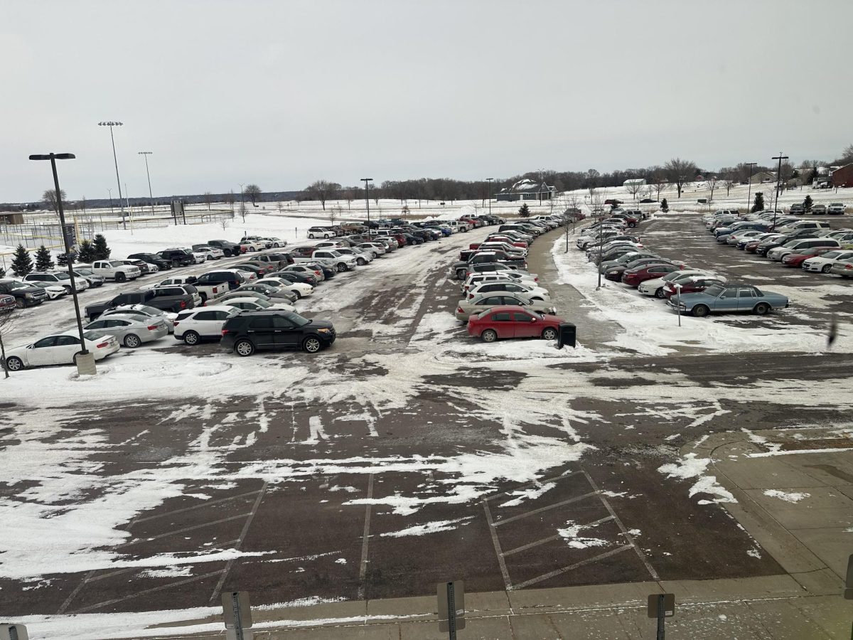 The filled parking lot at New Ulm High School.