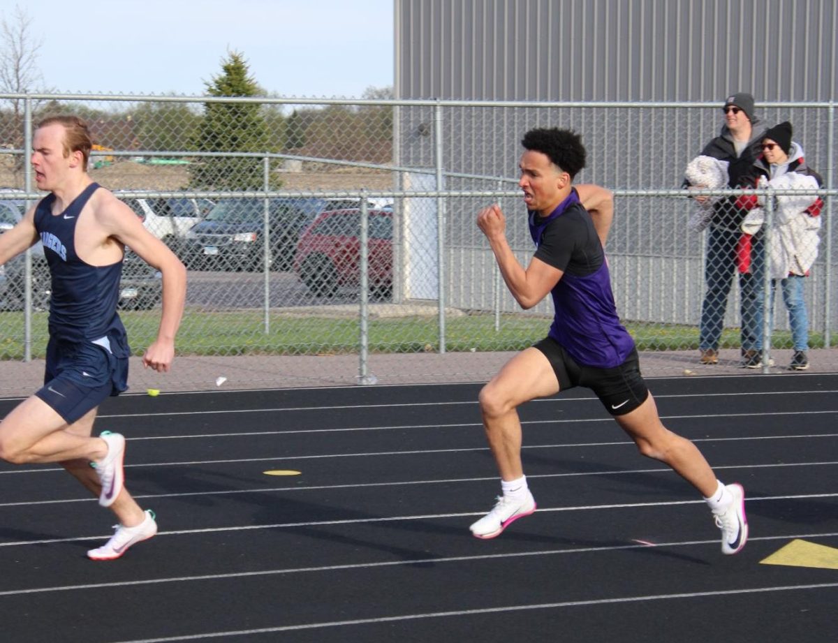 Jamison Porter runs down an opponent