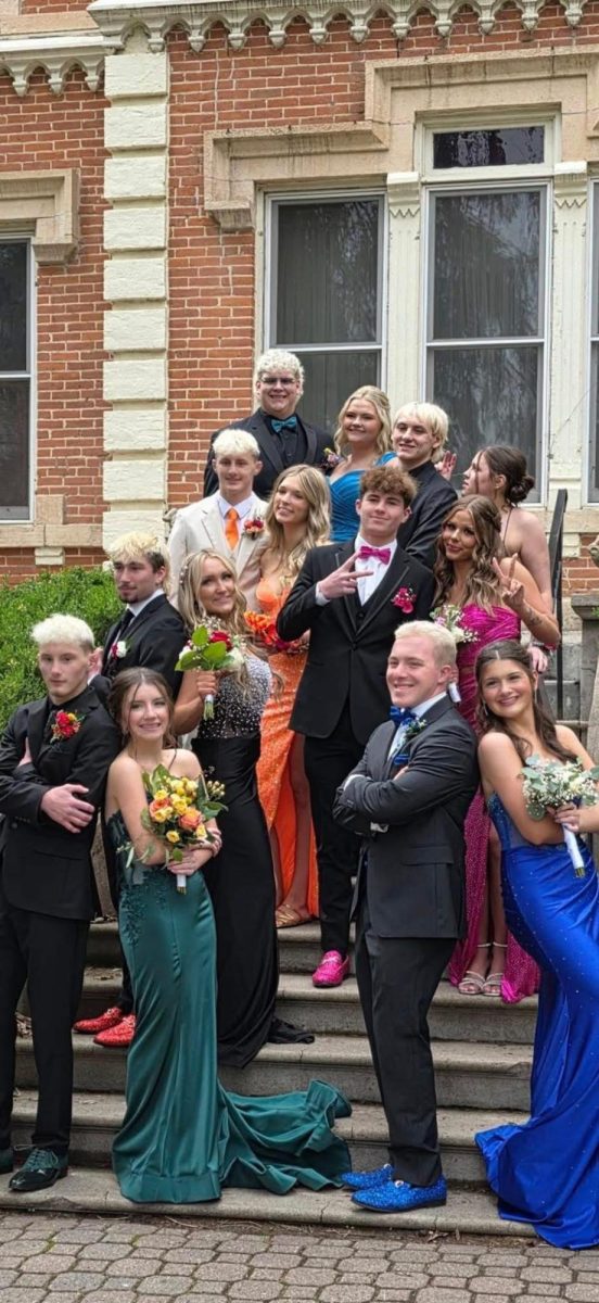 Prom group posing for picture at Schells 