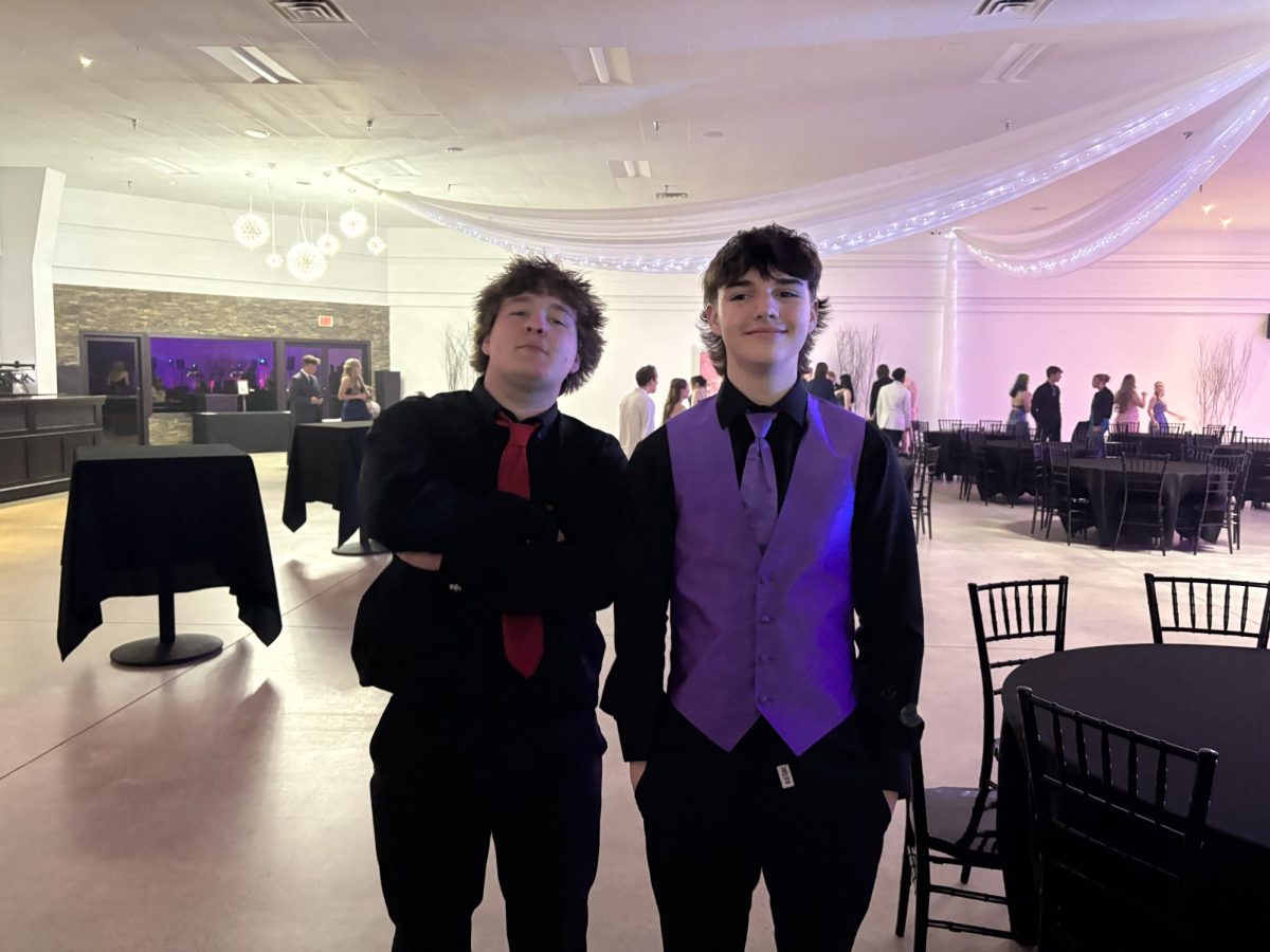 Juniors Jett Volk and Cameron Mack at the Prom dance